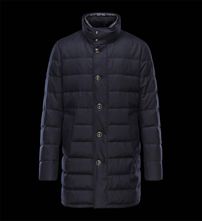 Quanto devono vendere Adidas, Chanel e Moncler nelle vie più care dello shopping Quanto devono vendere Adidas, Chanel e Moncler nelle vie più care dello shopping