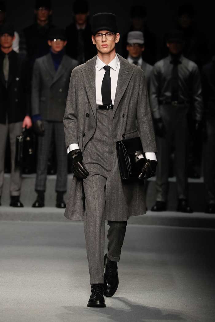 Milano moda uomo: trionfa il capospalla e torna il montone Milano moda uomo: trionfa il capospalla e torna il montone