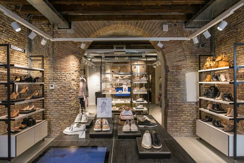Geox ripensa i negozi con l'X store concept Geox ripensa i negozi con l'X store concept
