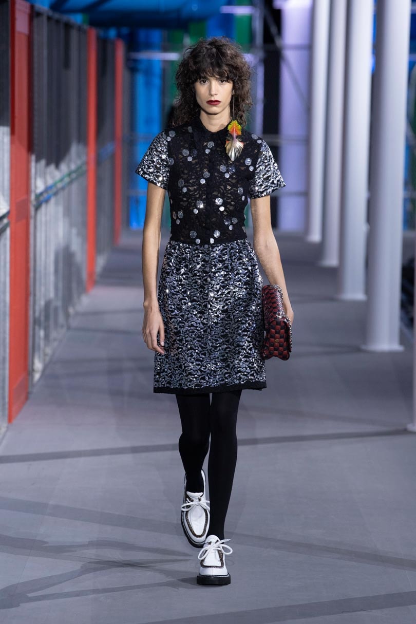 PFW: Louis Vuitton ha sfilato al Beaubourg PFW: Louis Vuitton ha sfilato al Beaubourg