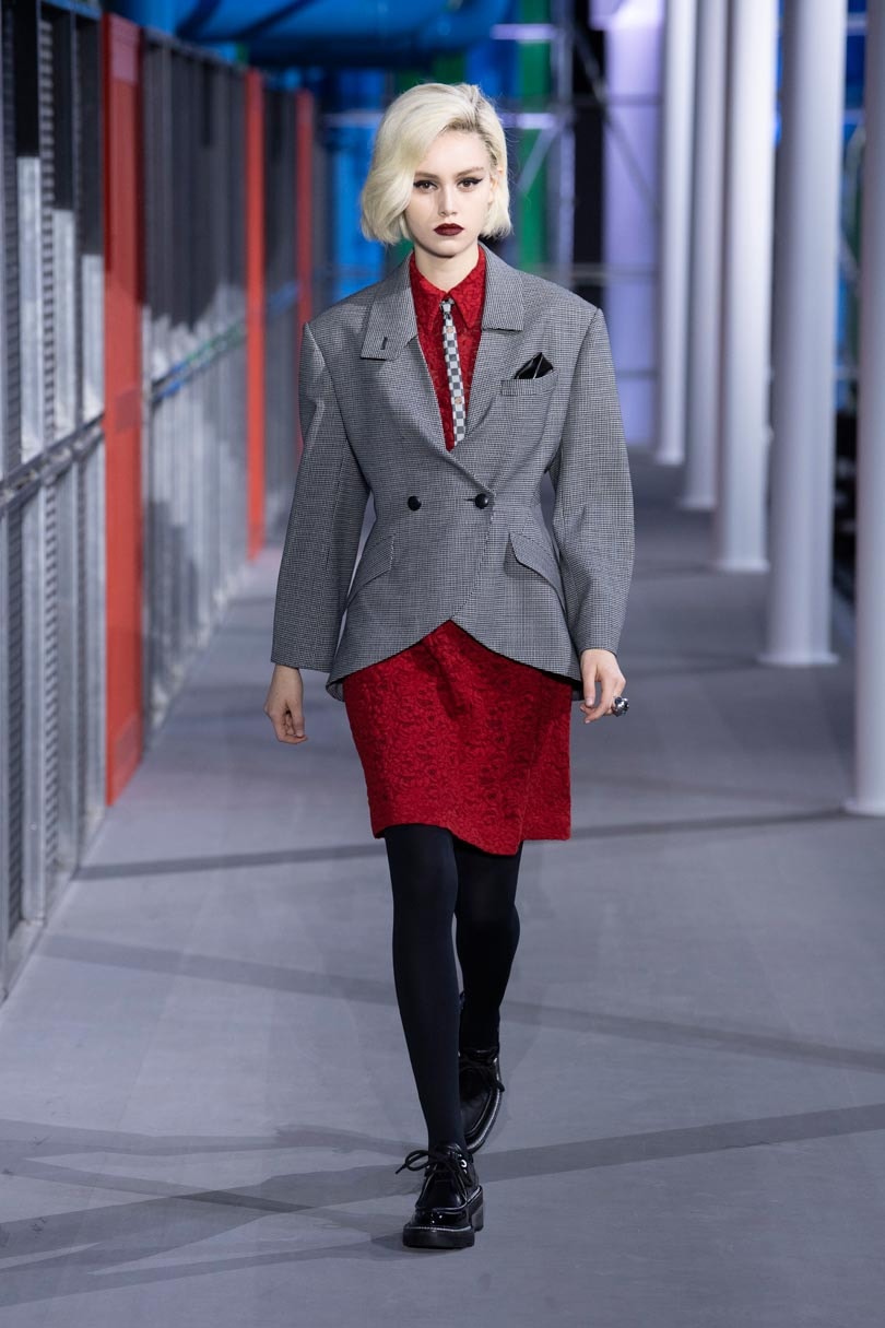 PFW: Louis Vuitton ha sfilato al Beaubourg PFW: Louis Vuitton ha sfilato al Beaubourg