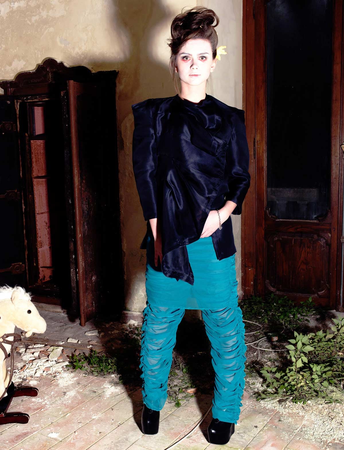 LOÏS - La sartoria democratica dell'upcycling LOÏS - La sartoria democratica dell'upcycling