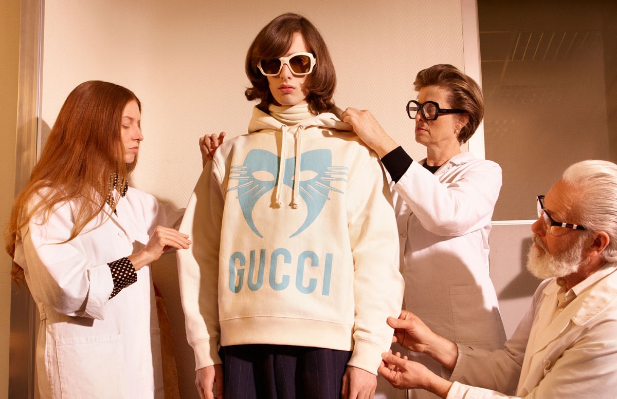 In vendita la collezione Gucci Manifesto In vendita la collezione Gucci Manifesto