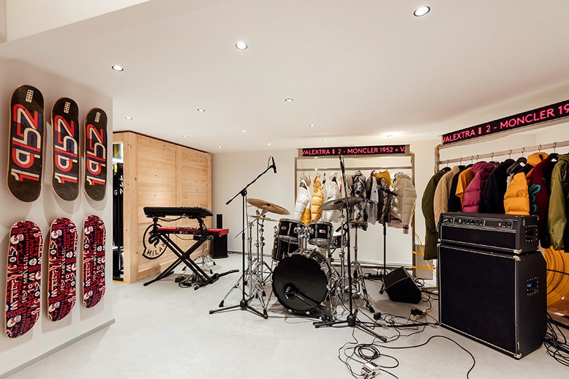 Dentro ai pop-up "House of Genius" di Moncler Dentro ai pop-up "House of Genius" di Moncler
