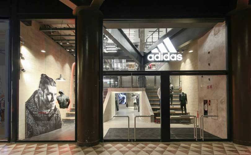 Adidas ha aperto a Milano il più grande store italiano